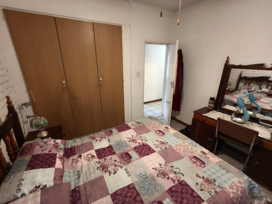 2 Bedroom Property for Sale in Rustenburg Central North West